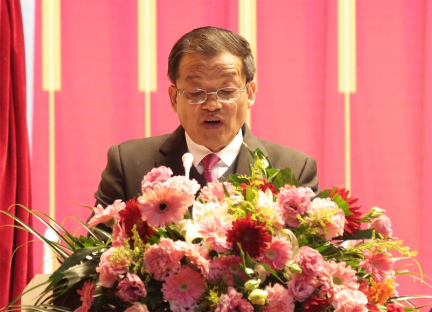 万象城在线第一届党委班子选举大会---张爱民同志作党委工作报告